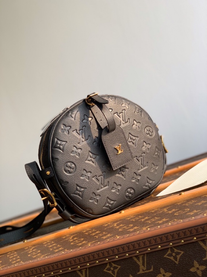 LV Round Bags